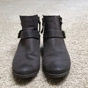 Women’s booties